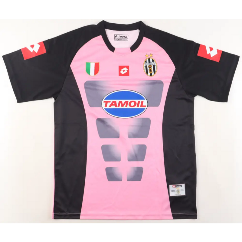 Gianluigi Buffon Signed Juventus Jersey