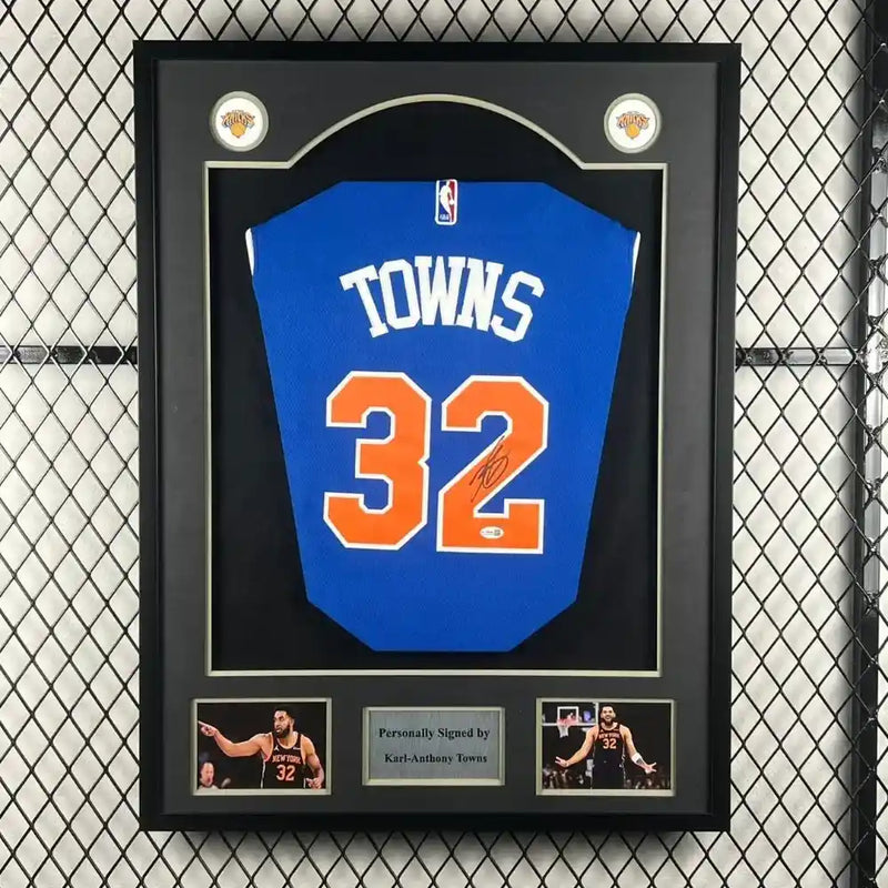 Karl-Anthony Towns Signed New York Knicks Jersey