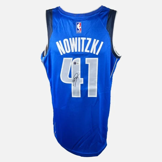 Dirk Nowitzki Signed Dallas Mavericks Jersey