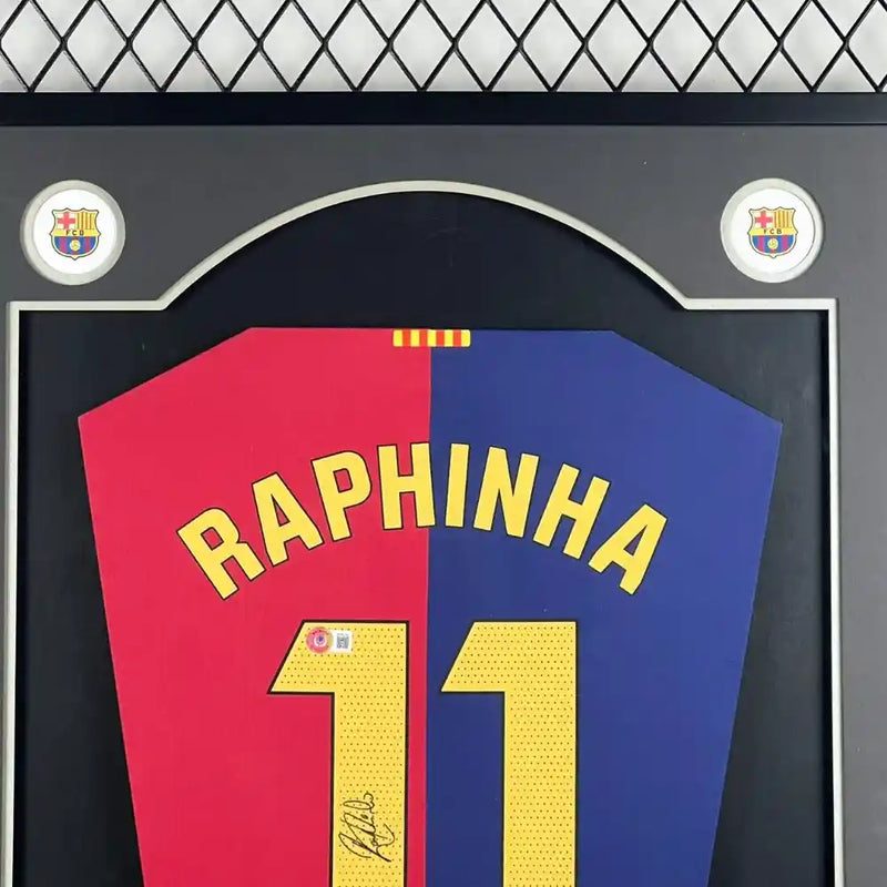 Raphinha Signed FC Barcelona Jersey