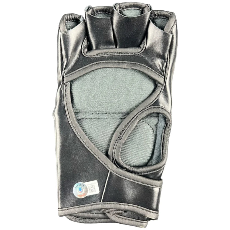 Ian Machado Garry Signed Glove