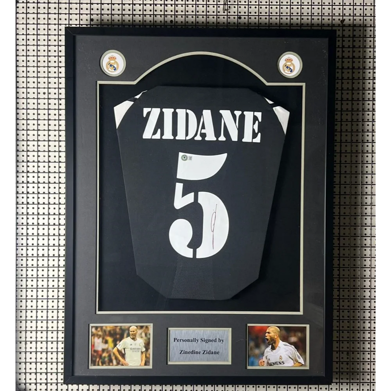 Zinedine Zidane Signed Real Madrid Jersey