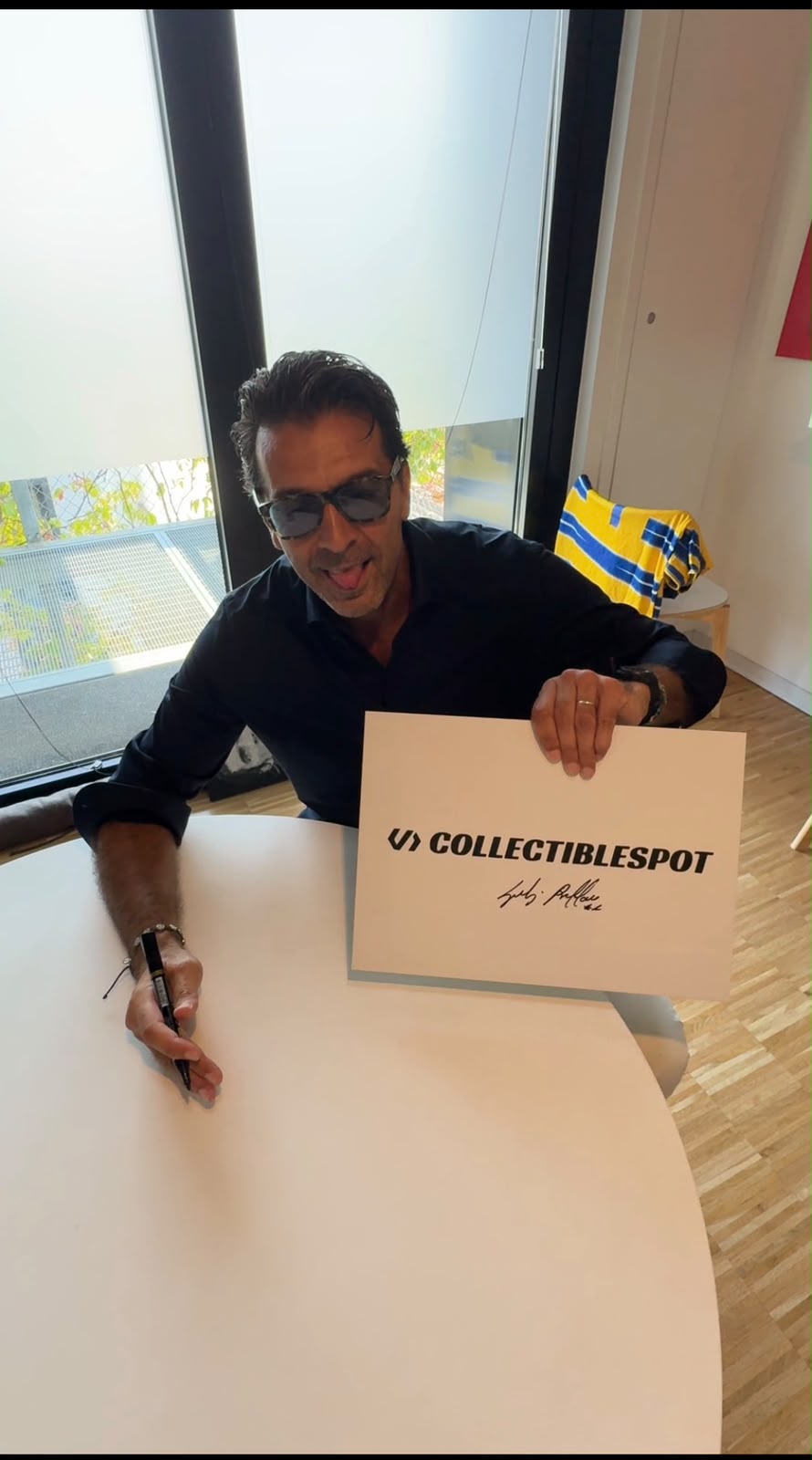 Signing Session